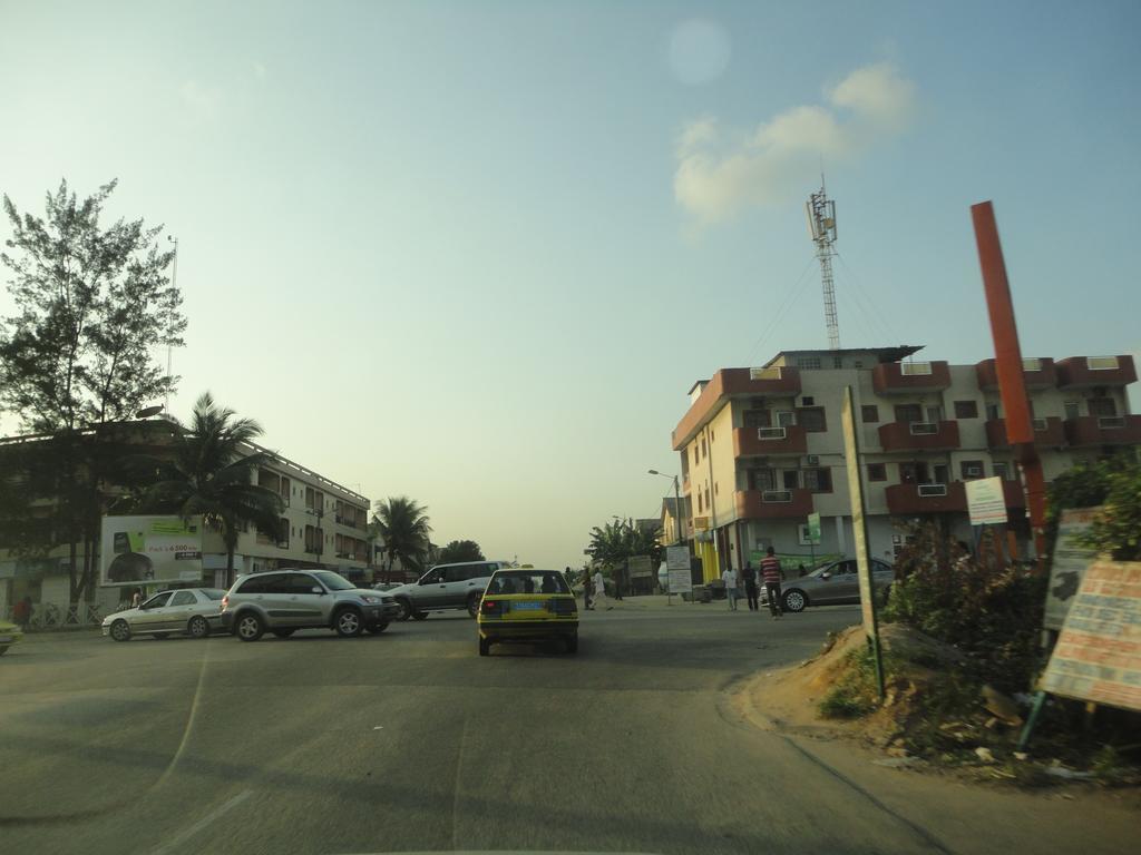Villa Cb อาบีจาน ภายนอก รูปภาพ